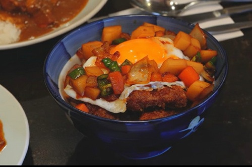 魔裟斗さんが訪れたカツ丼の発祥の老舗洋食店が話題！東京都